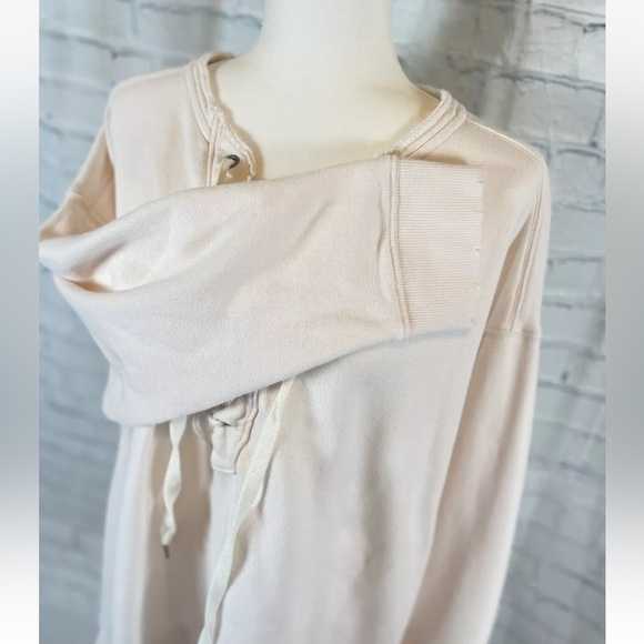 Real Good Aerie oversized lace up crew sweatshirt Pale Pink Woman’s Size L cute - Picture 15 of 16